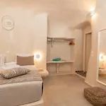 Rody Caves شقة فندقية أويا
