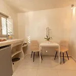 Rody Caves Aparthotel Oia (Santorini)