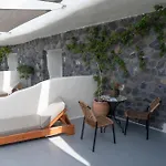 Rody Caves 3* Oia