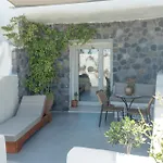 Rody Caves 3* Oia